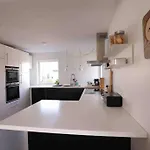 Сasa de vacaciones Sjonaert Hus Pa Idylliske Husoy *